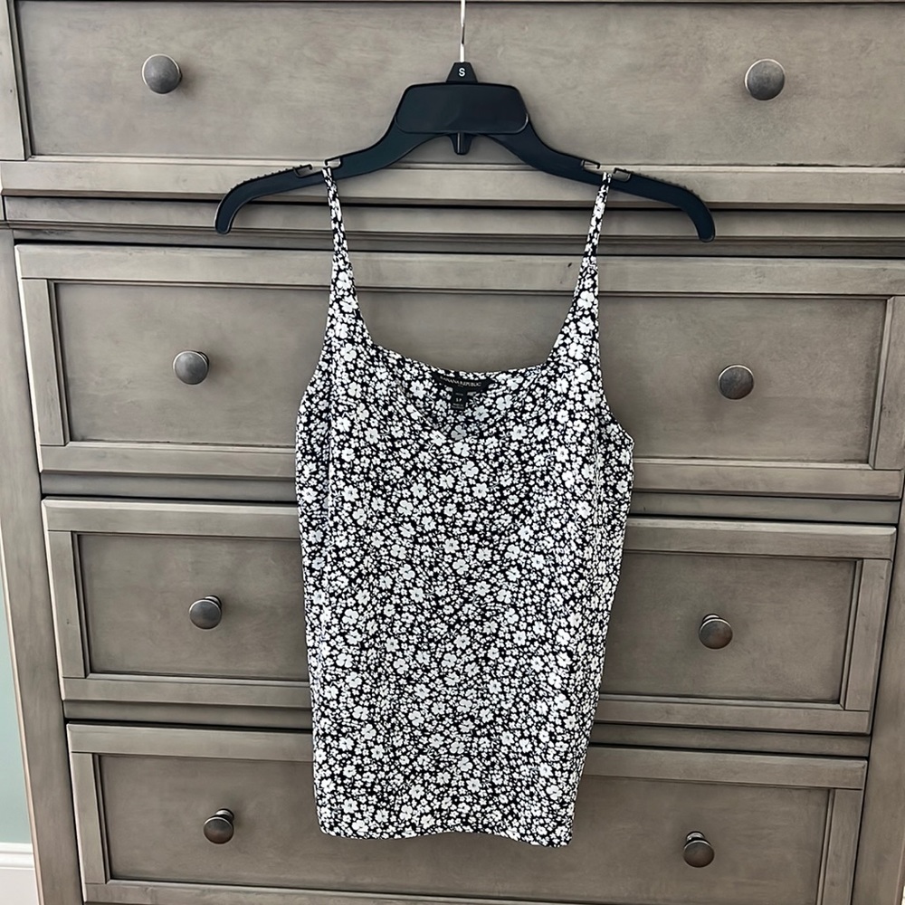 Women’s blouse tank